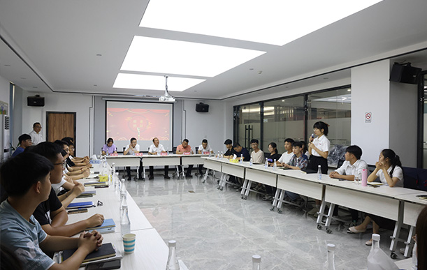 喬”見未來，頂“鋒”相會